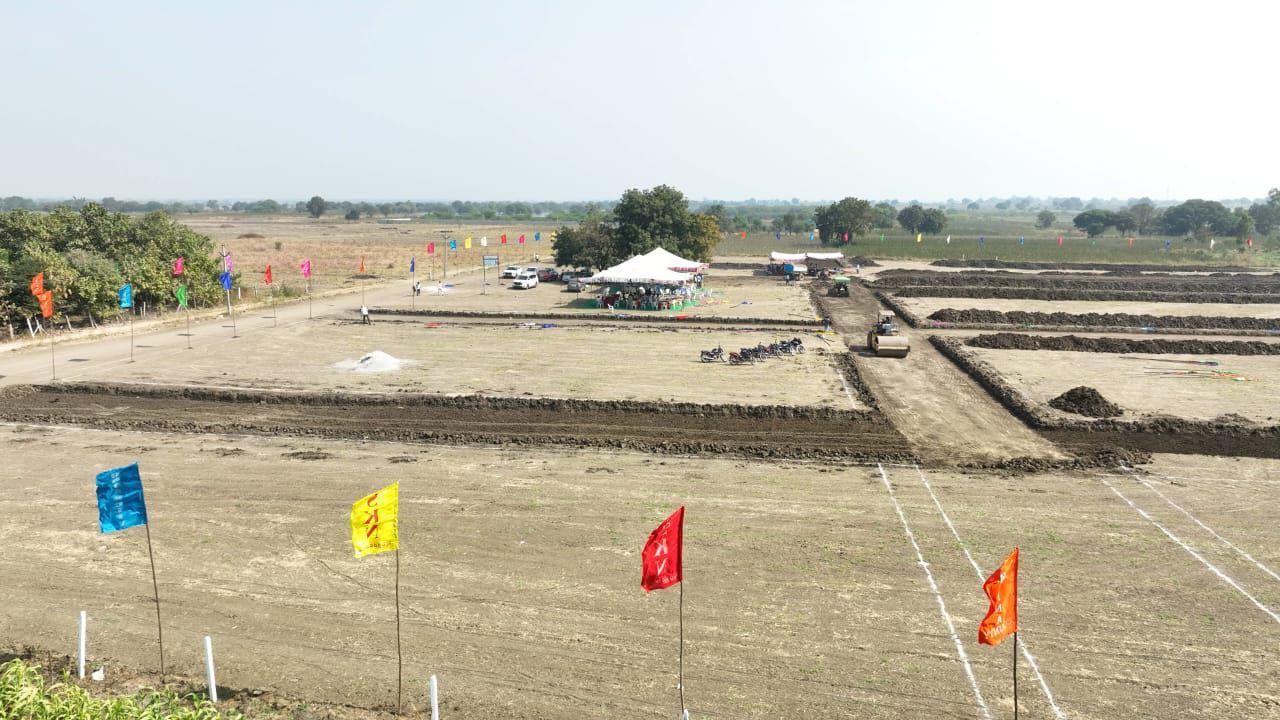 Swarna County overview
